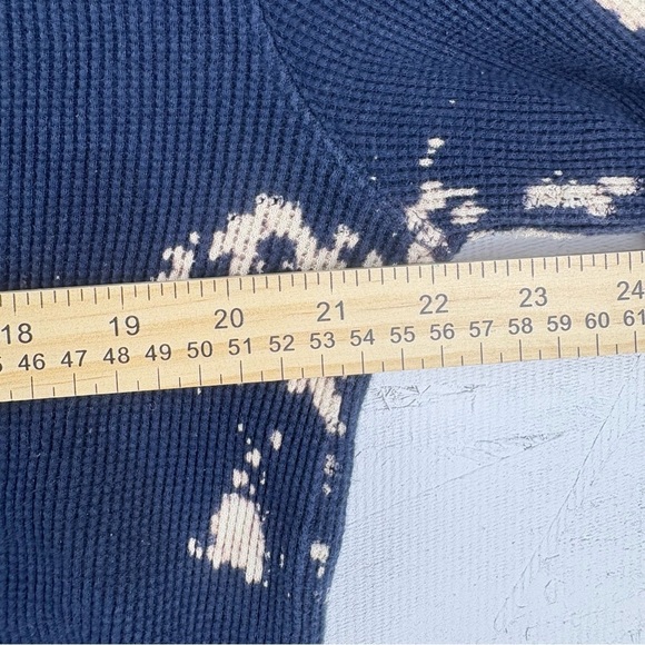 Aeropostale Navy and Cream Splatter Long Sleeve Graphic Thermal 2XL Y2K Grunge - Picture 8 of 10